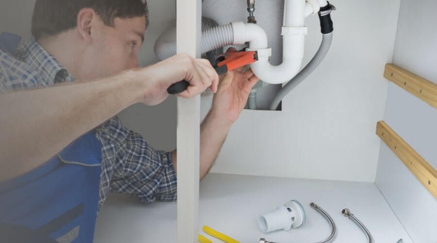 Professional Water heater repair in Luther, MI